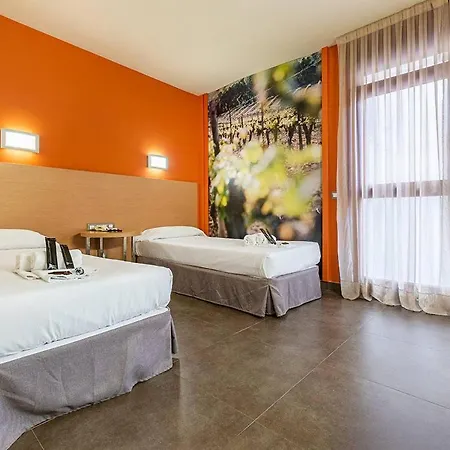 Pere Iii El Gran Szálloda 3*