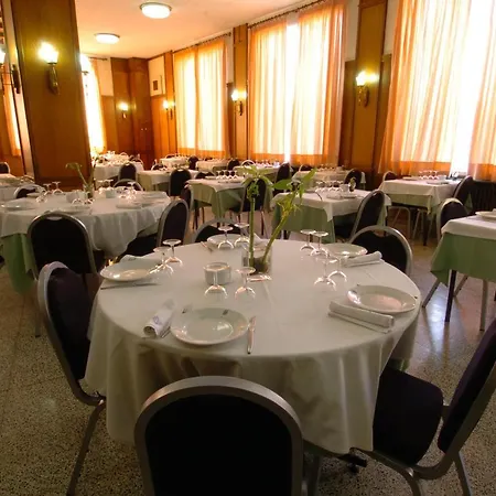 Pere Iii El Gran Hotel 3*